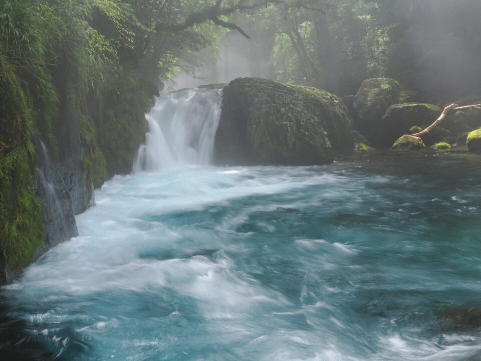 黎明の滝